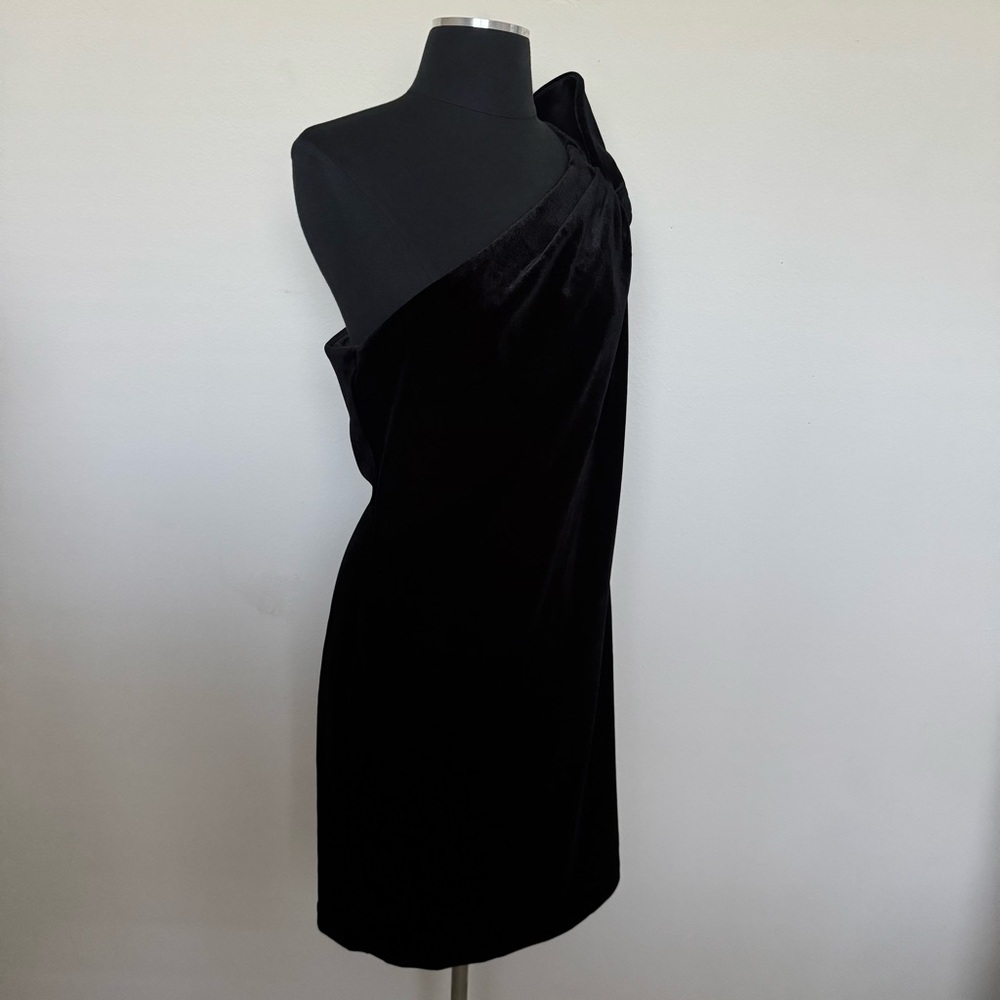 Ted Baker Black Velvet One Shoulder Bow Cocktail Mini Dress Size 4 - Picture 5 of 12
